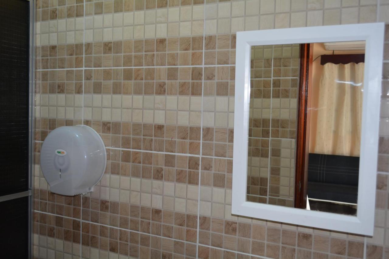 Apartamentos Y Hostal Rudon #1 科尔特斯港 外观 照片